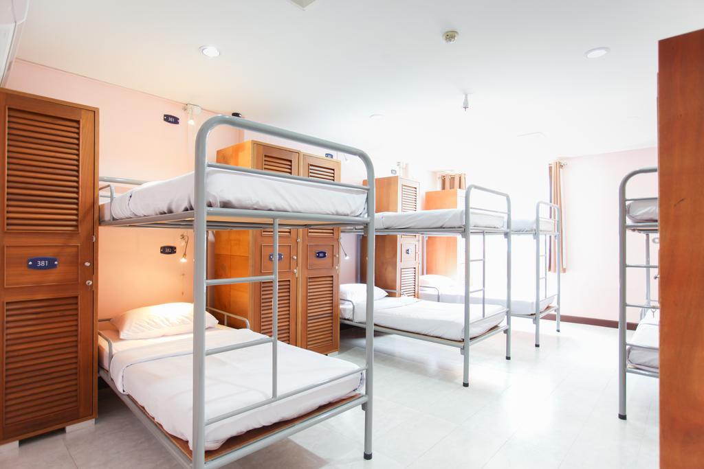 Hostel 8 Sukhumvit Soi 8 Bangkok Habitación foto